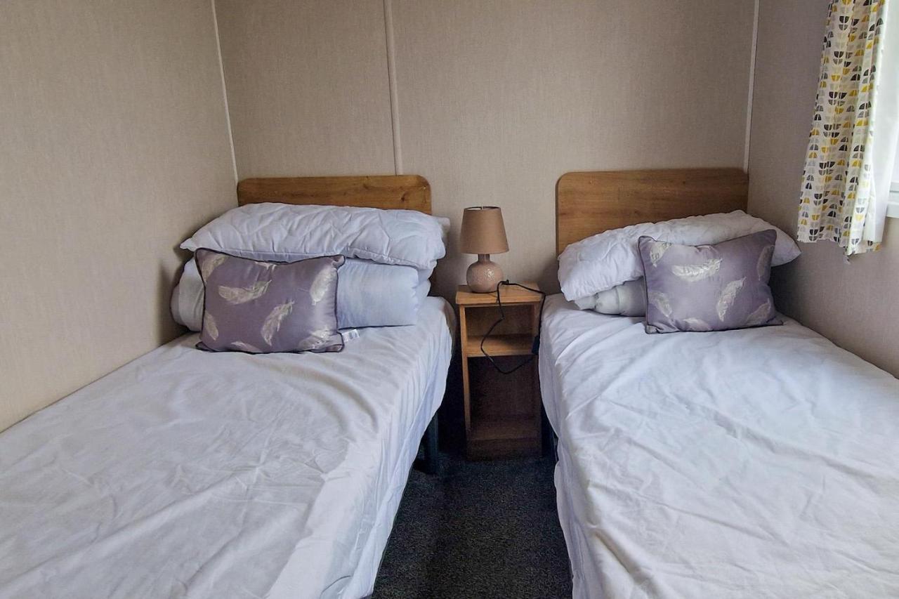 Lovely Caravan Nearby The Beach In Hunstanton, Norfolk Ref 23071C酒店 外观 照片