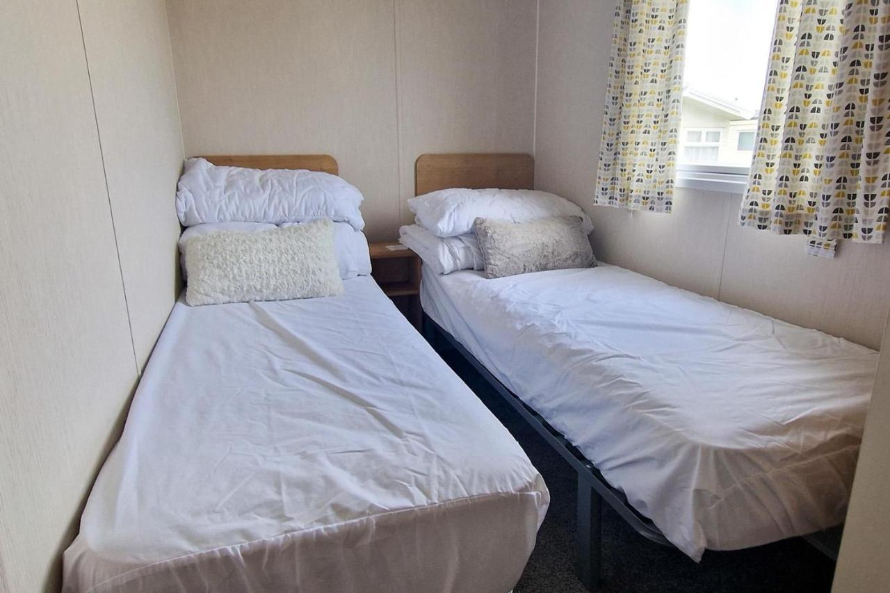Lovely Caravan Nearby The Beach In Hunstanton, Norfolk Ref 23071C酒店 外观 照片